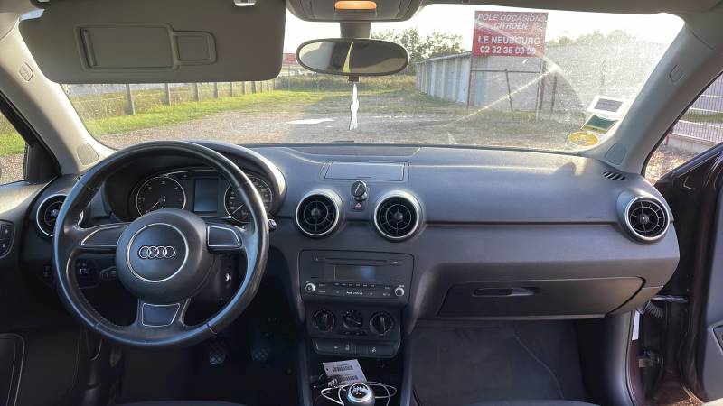 AUDI A1 1.6 TDI 90 AMBIENTE