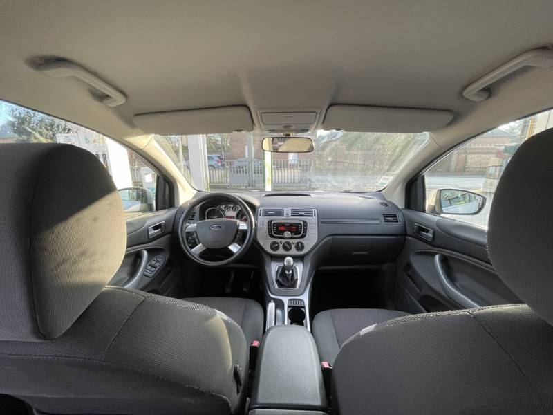 FORD KUGA 2.0 TDCi 140 DPF 4X4 TREND BVM6