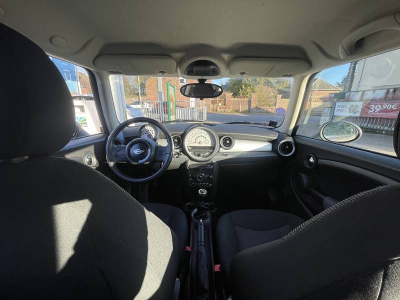 MINI MINI II (2) 1.6 75 DOCKLANDS