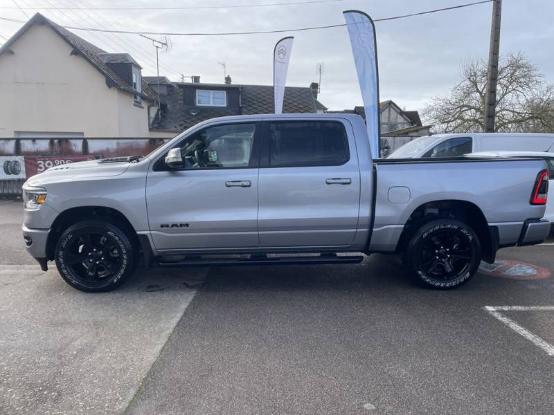DODGE RAM 1500 5.7 V8 395 FLEXFUEL HEMI CREW CAB LIMITED