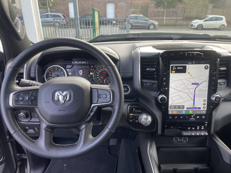 DODGE RAM 1500 5.7 V8 395 FLEXFUEL HEMI CREW CAB LIMITED