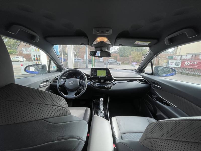 TOYOTA C-HR (2) 1.8 HYBRIDE 122 DISTINCTIVE MY20