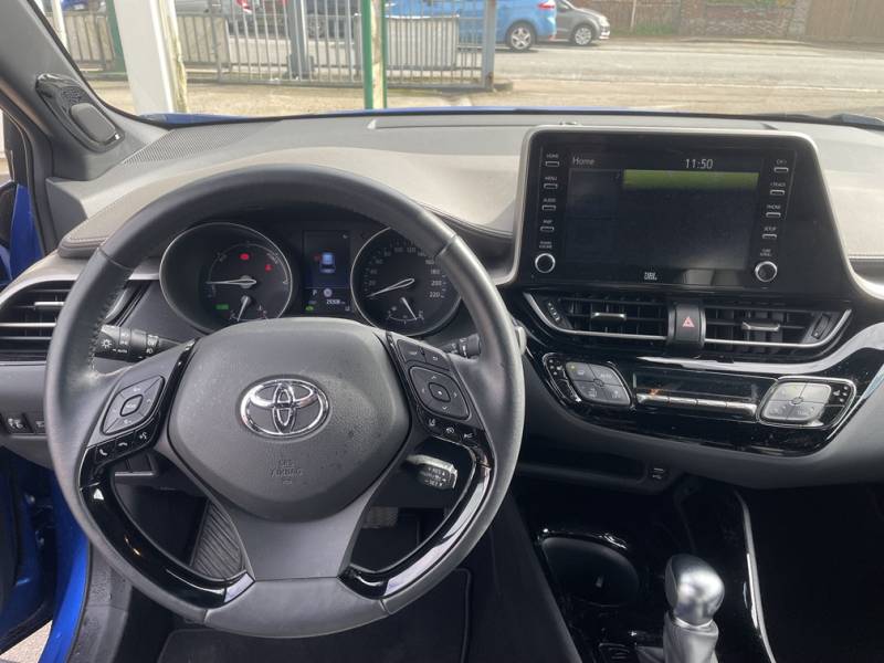 TOYOTA C-HR (2) 1.8 HYBRIDE 122 DISTINCTIVE MY20