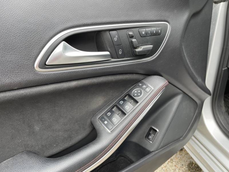 MERCEDES CLA 2.1 200 CDI 136 FASCINATION