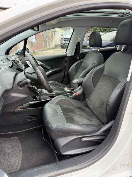 PEUGEOT 2008 (2) 1.5 BLUEHDI 120 S&S CROSSWAY EAT6