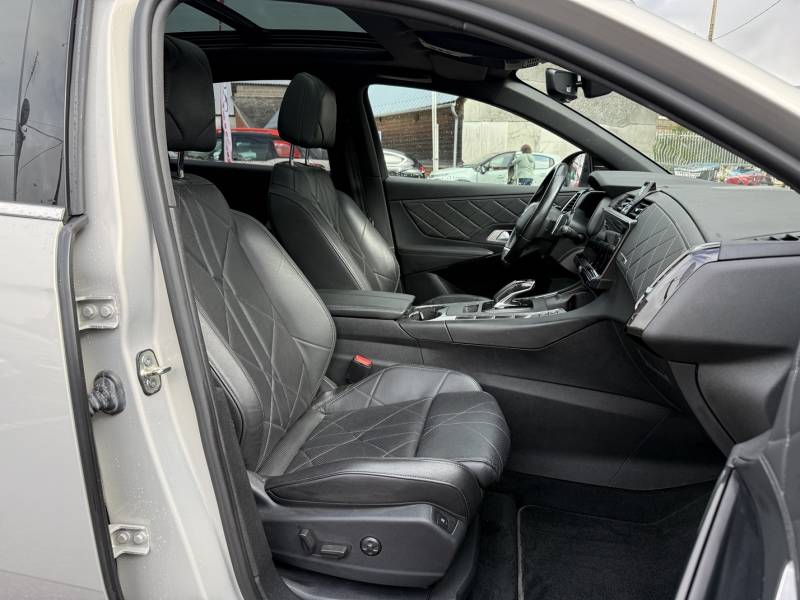 DS DS 7 CROSSBACK 1.6 E-TENSE 225 RIVOLI