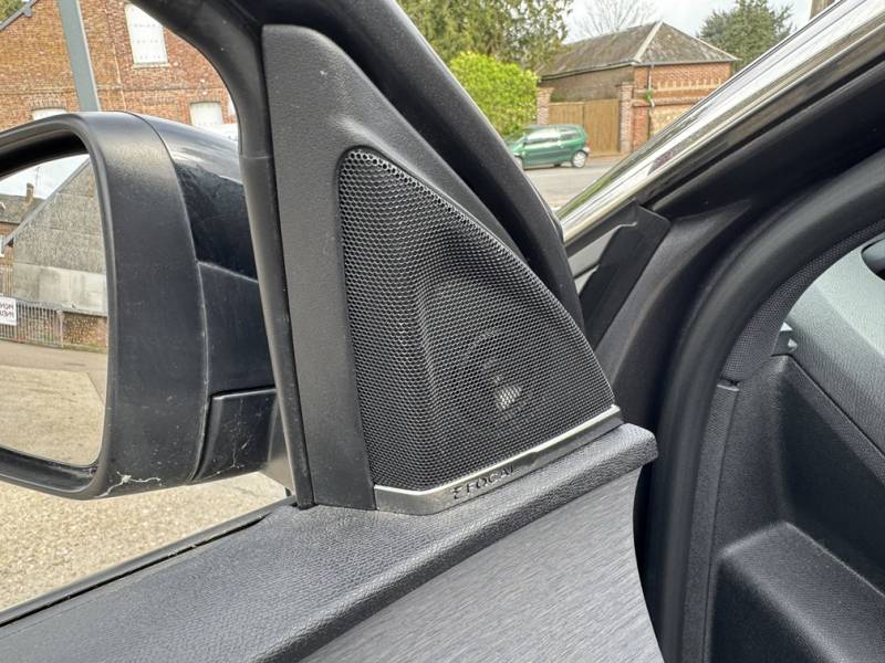 PEUGEOT 3008 HYBRID4 300 EAT8 GT PACK