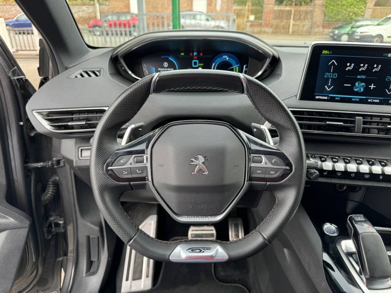 PEUGEOT 3008 HYBRID4 300 EAT8 GT PACK