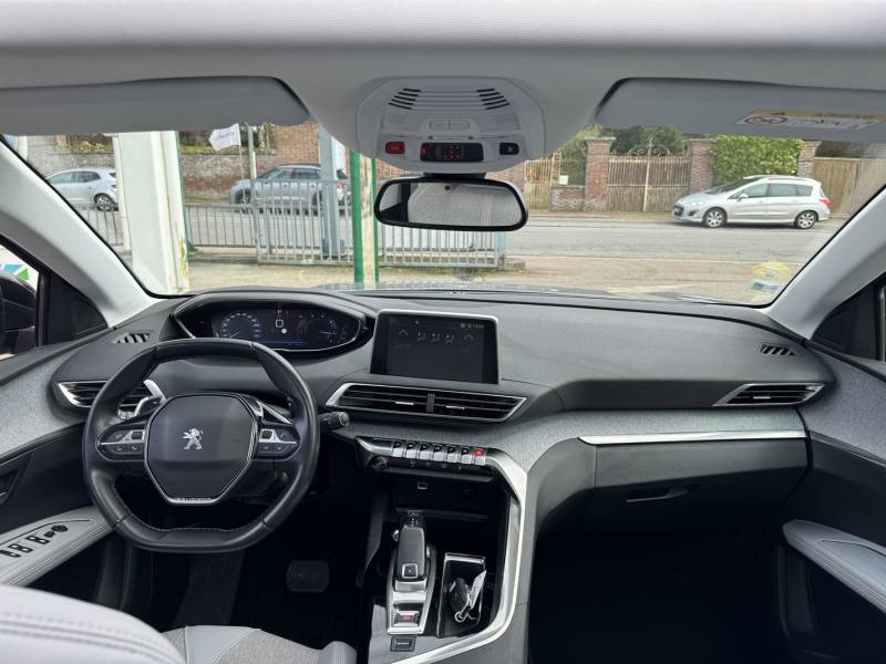 PEUGEOT 5008 2.0 BlueHDi 180 EAT8 ALLURE