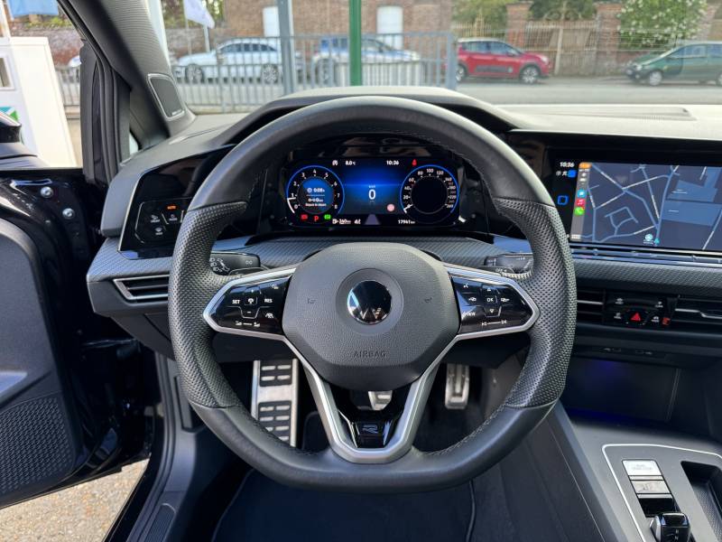 VOLKSWAGEN GOLF VIII 1.5 eTSI 150 DSG7 R-LINE