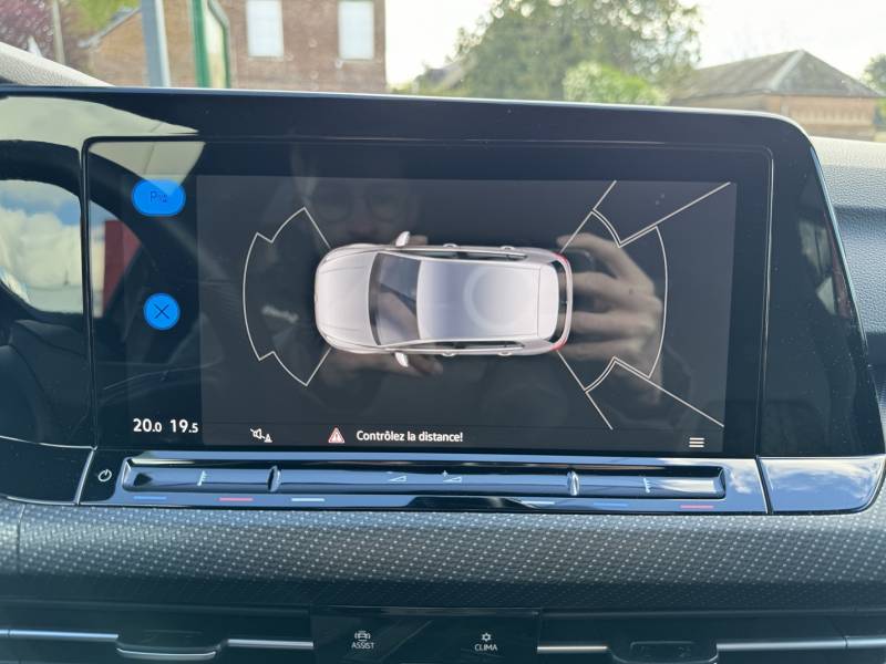 VOLKSWAGEN GOLF VIII 1.5 eTSI 150 DSG7 R-LINE