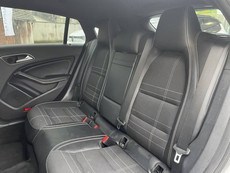 MERCEDES CLA SHOOTING BRAKE 200 D INSPIRATION