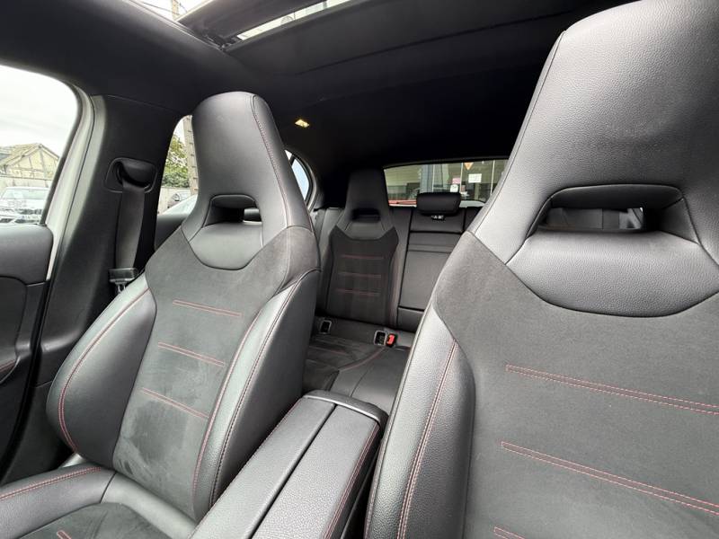 MERCEDES CLASSE A IV 200 D AMG LINE 8G-DCT