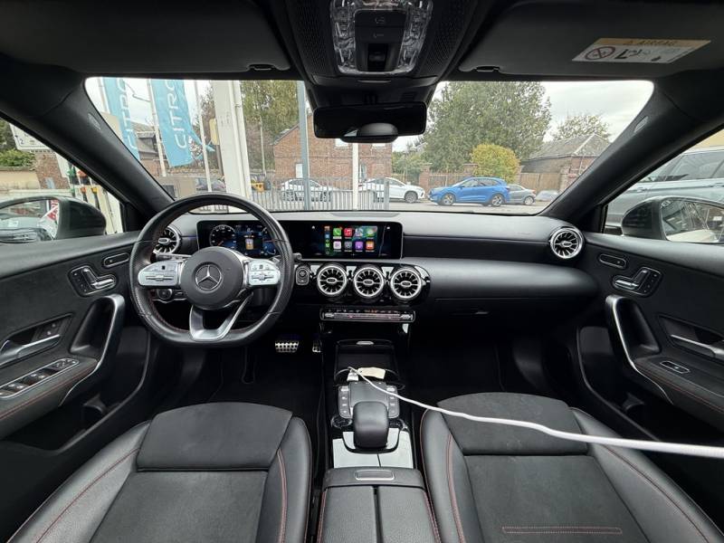 MERCEDES CLASSE A IV 200 D AMG LINE 8G-DCT