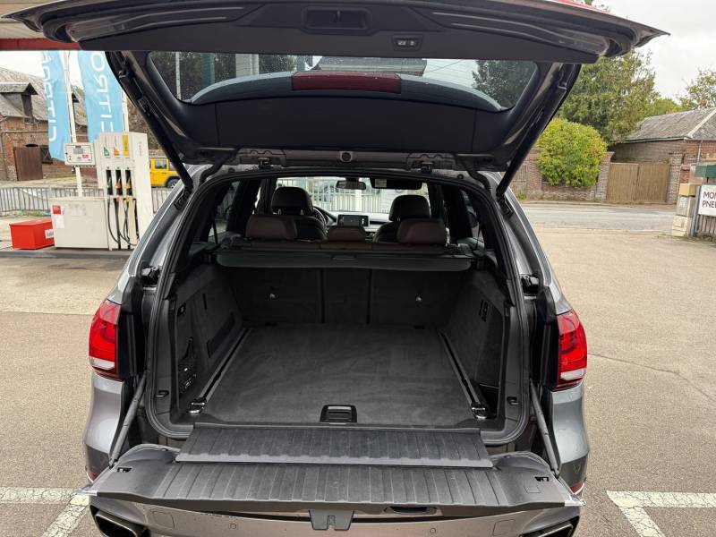 BMW X5 XLINE 40D 316CV